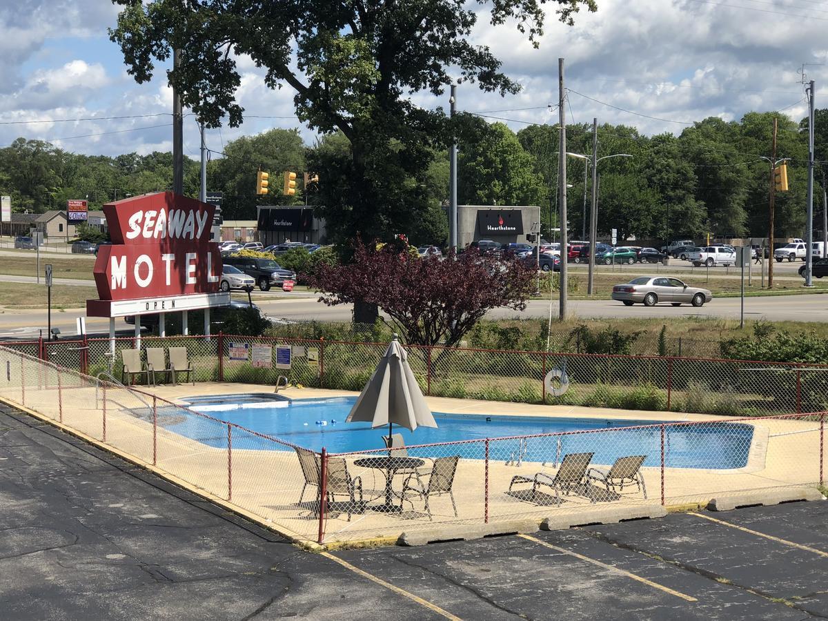 Seaway Motel Roosevelt Park Dış mekan fotoğraf