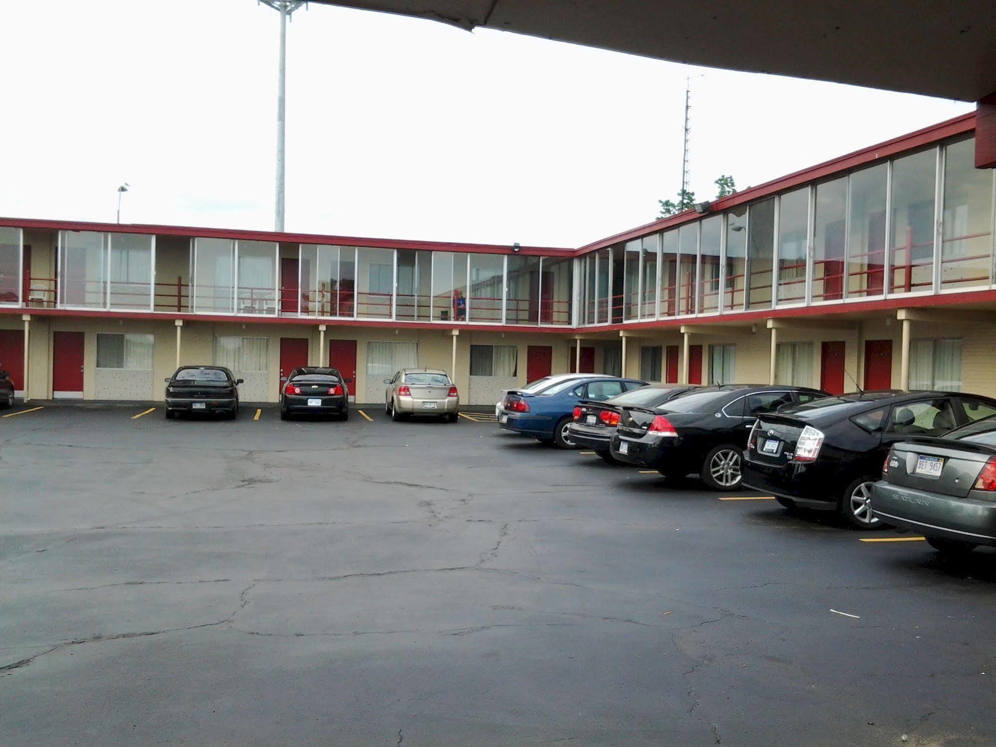 Seaway Motel Roosevelt Park Dış mekan fotoğraf