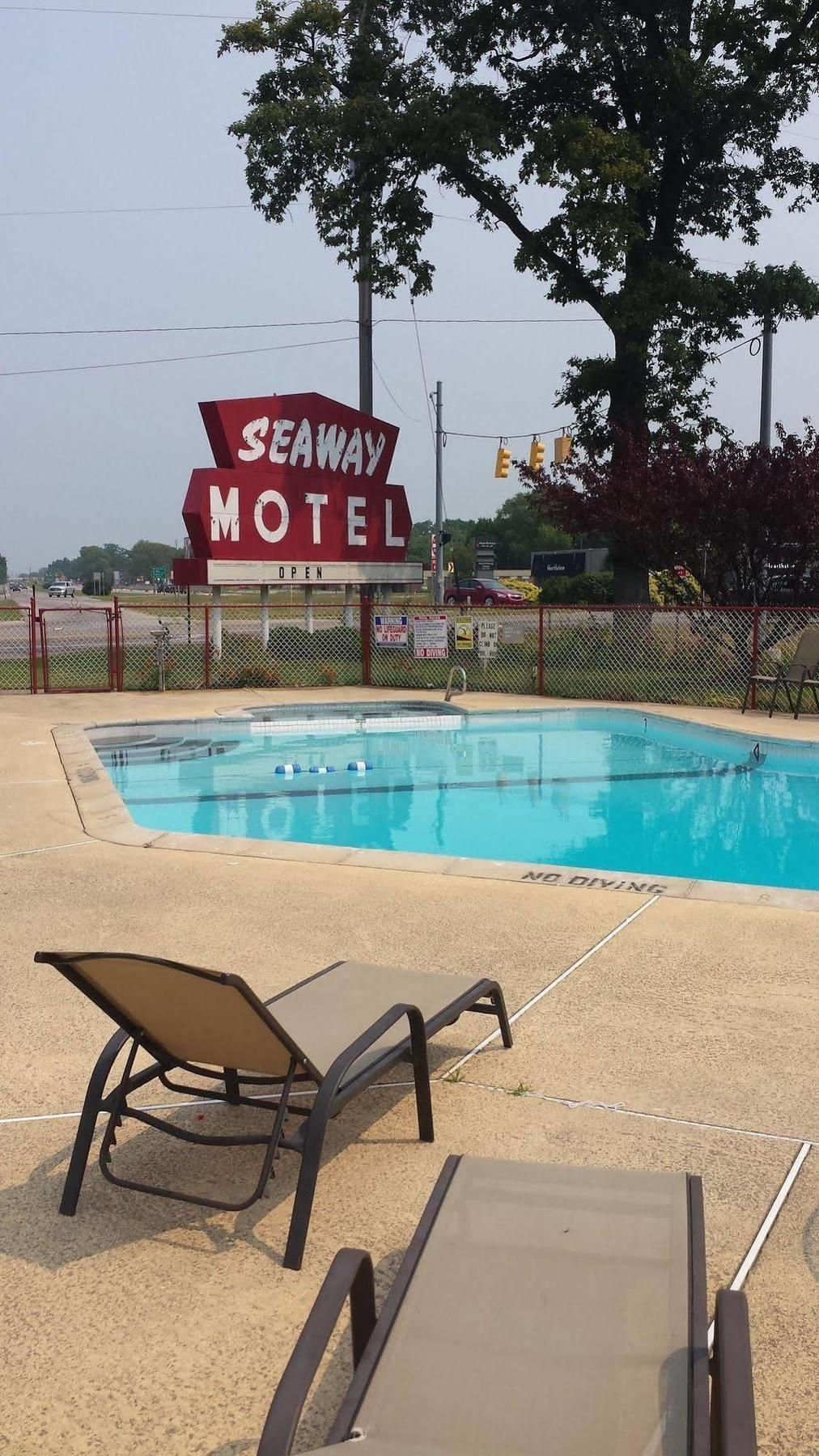 Seaway Motel Roosevelt Park Dış mekan fotoğraf