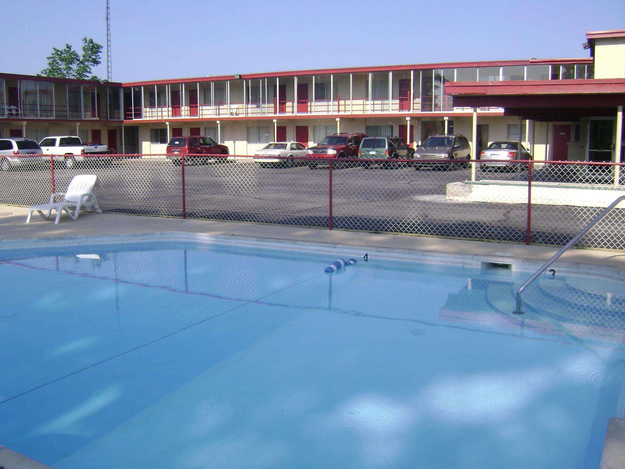 Seaway Motel Roosevelt Park Dış mekan fotoğraf